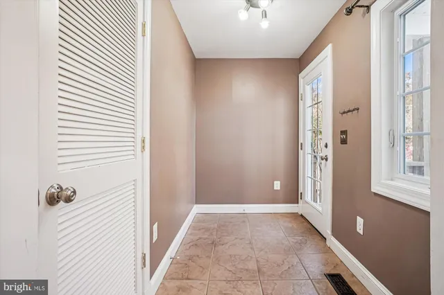 $4,550 | 1110 Jackson Court, Falls Church, VA 22046