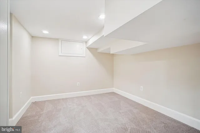 $4,550 | 1110 Jackson Court, Falls Church, VA 22046