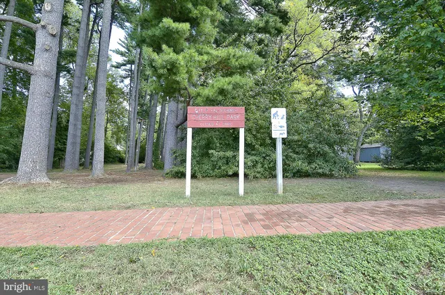 $4,550 | 1110 Jackson Court, Falls Church, VA 22046