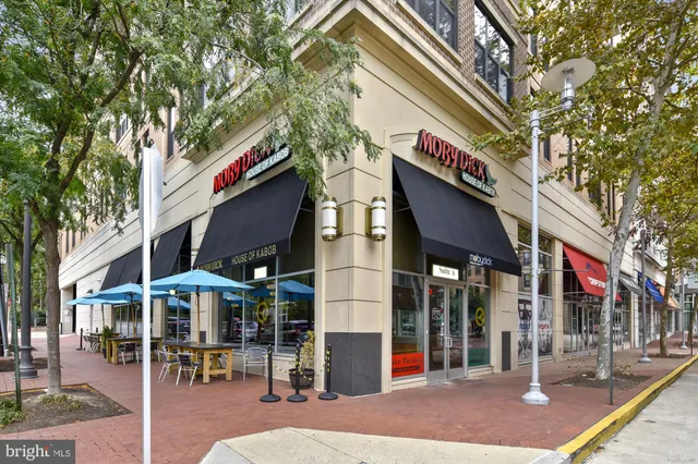 $4,550 | 1110 Jackson Court, Falls Church, VA 22046