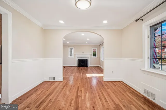 $4,550 | 1110 Jackson Court, Falls Church, VA 22046