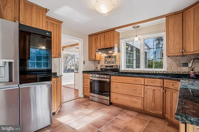 $4,550 | 1110 Jackson Court, Falls Church, VA 22046