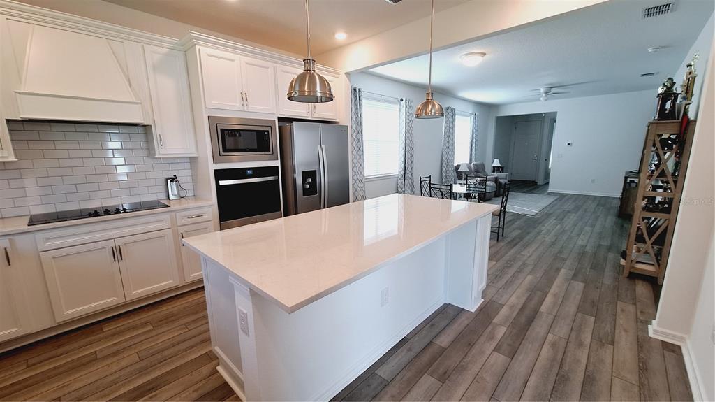 9449 Ballaster Pointe Loop Palmetto, FL 34221 - Photo 4 of 54 Gallery Image 4