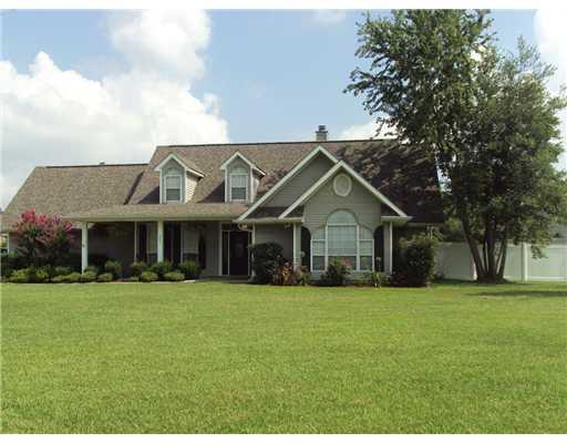 241 Rue Jonathan Slidell, LA 70461 - Photo 1 of 10 Gallery Image 1