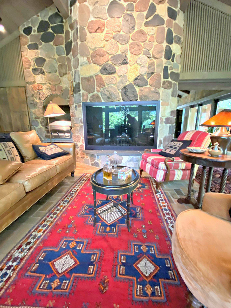 2109 Paulsen Road Harvard, IL 60033 - Photo 28 of 76 a living room with furniture and a rug