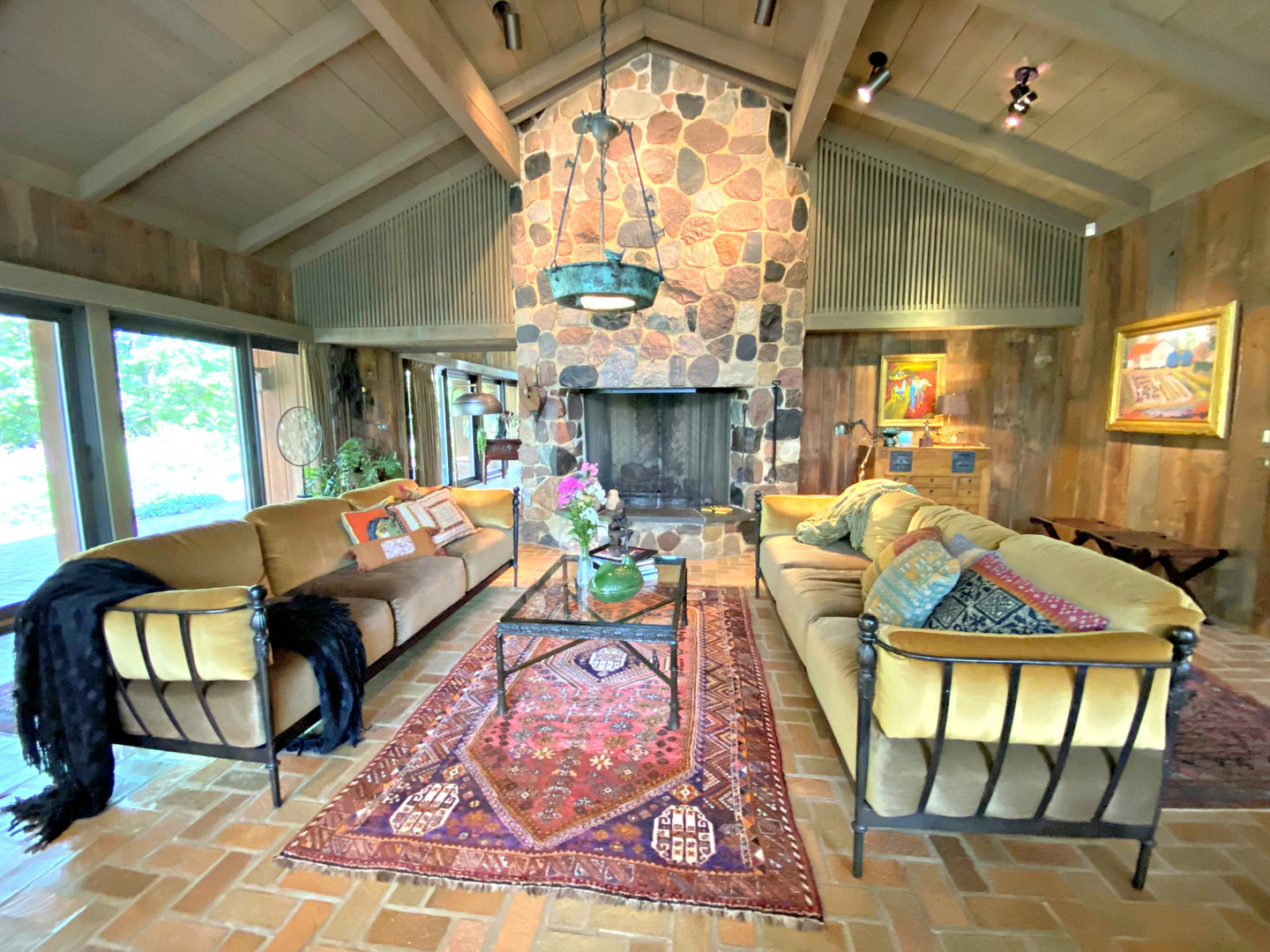 2109 Paulsen Road Harvard, IL 60033 - Photo 37 of 76 a living room filled with furniture