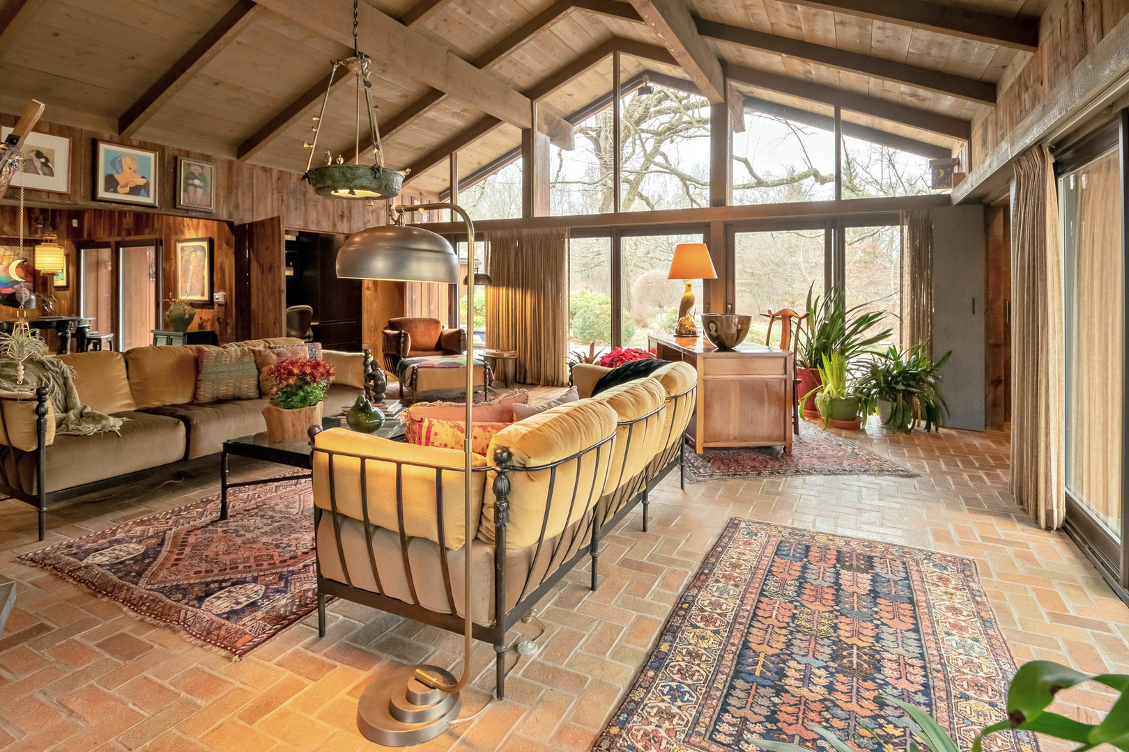 2109 Paulsen Road Harvard, IL 60033 - Photo 38 of 76 a living room with furniture