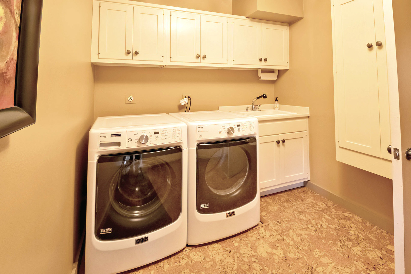2109 Paulsen Road Harvard, IL 60033 - Photo 53 of 76 a utility room with dryer and washer