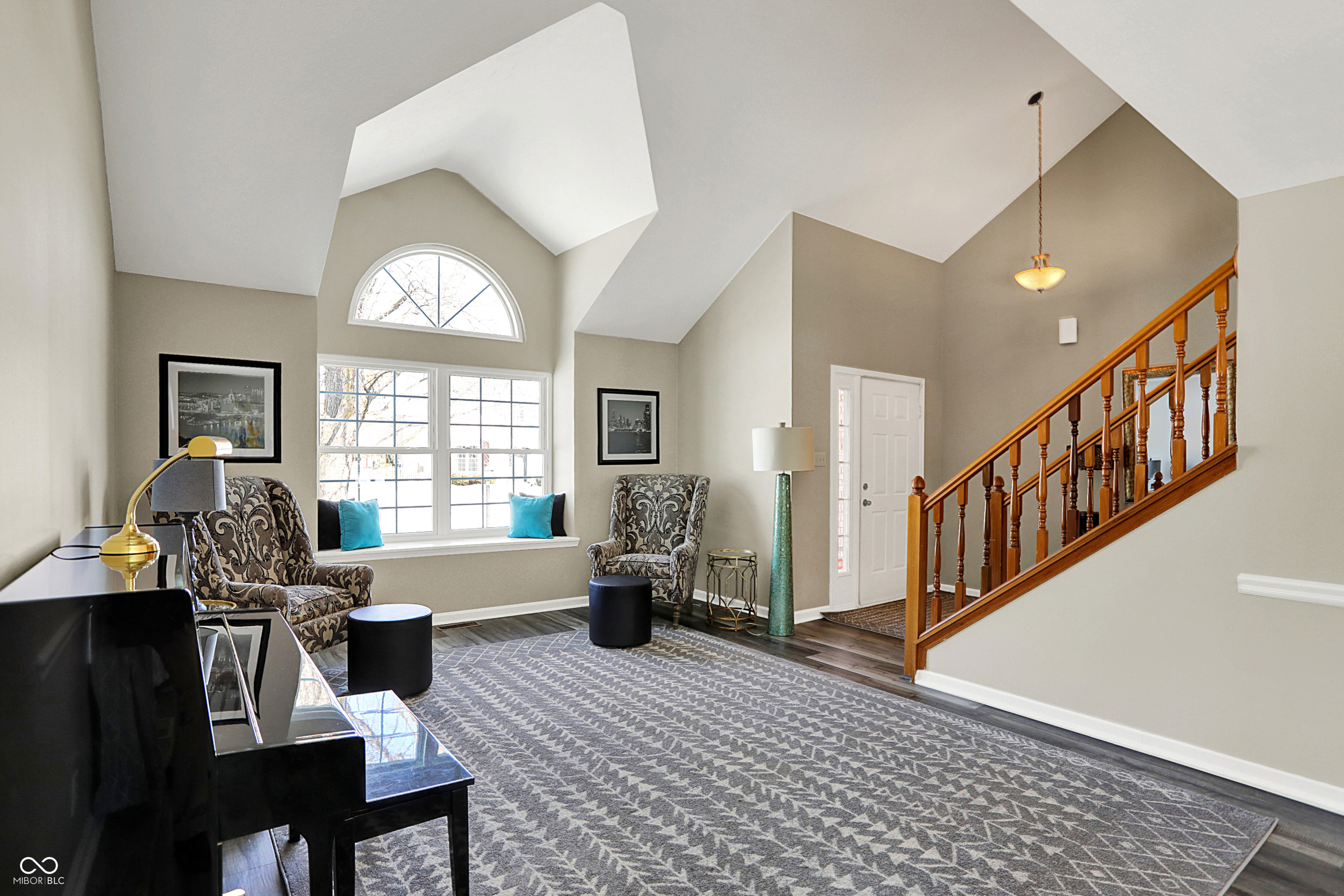 10010 Ashbury Circle Fishers, IN 46037 - Photo 5 of 53