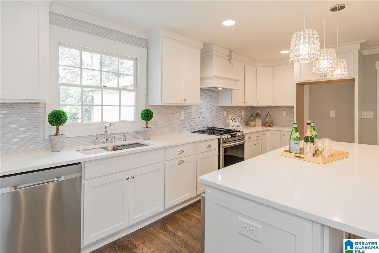 3369 Hermitage Road Birmingham, AL 35223 - Photo 11 of 50