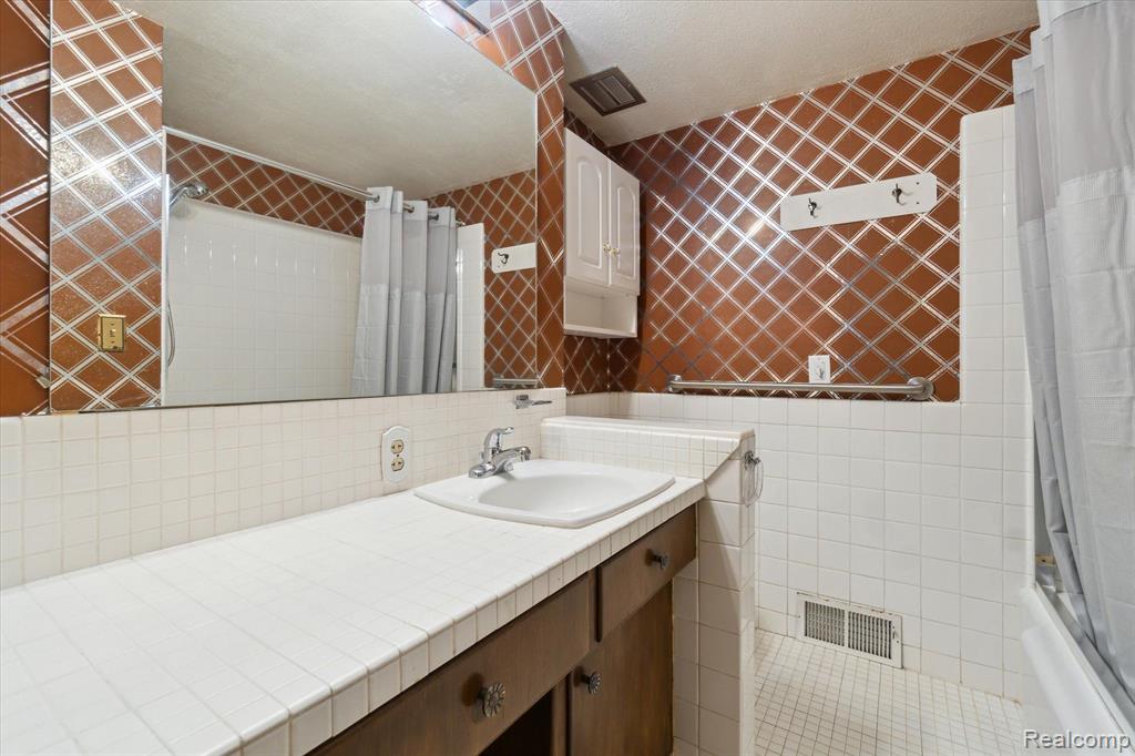 412 West Grand River Road Okemos, MI 48864 - Photo 32 of 72 Gallery Image 32