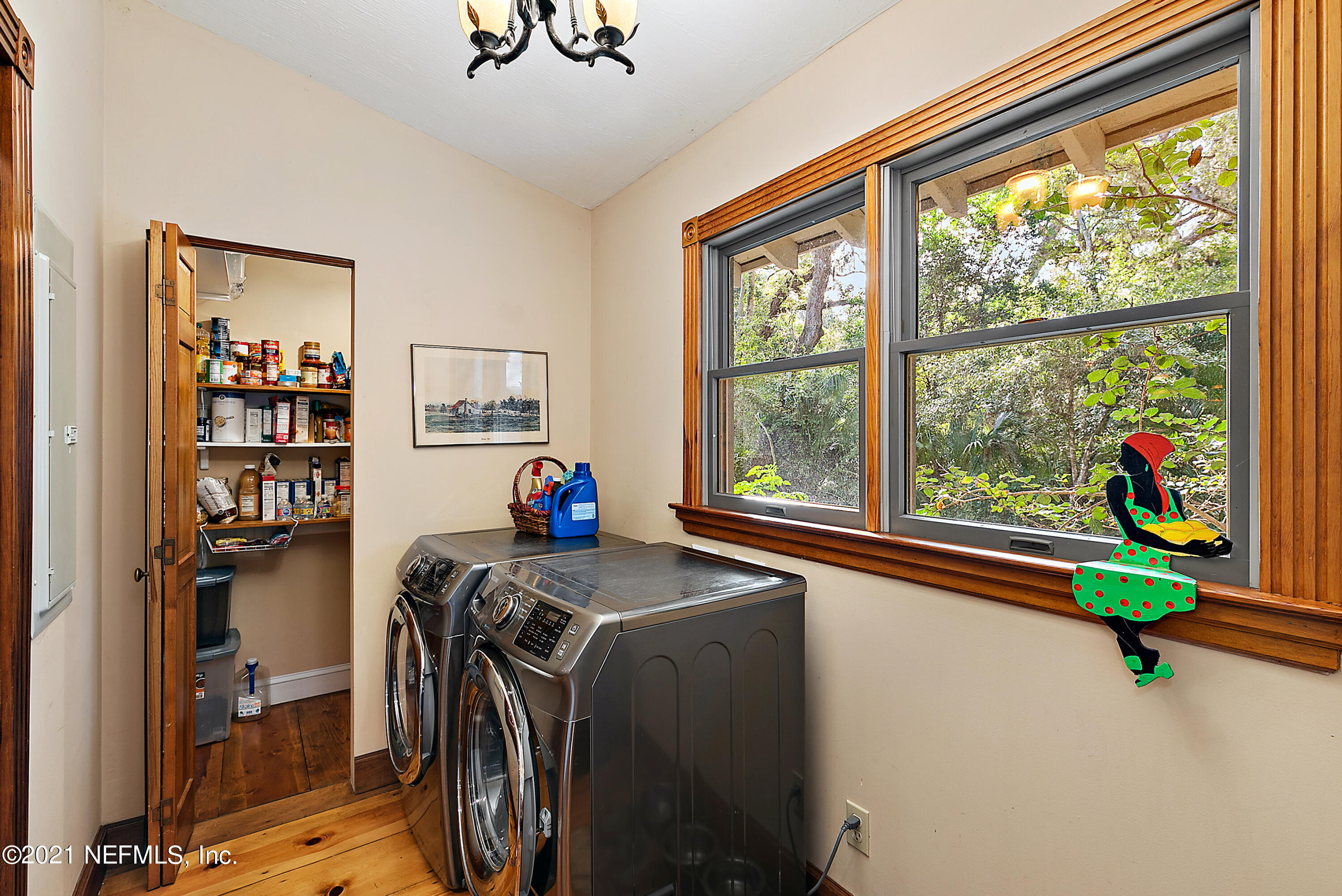 1170 Neck Road Ponte Vedra Beach, FL 32082 - Photo 54 of 92 17-Laundry Room