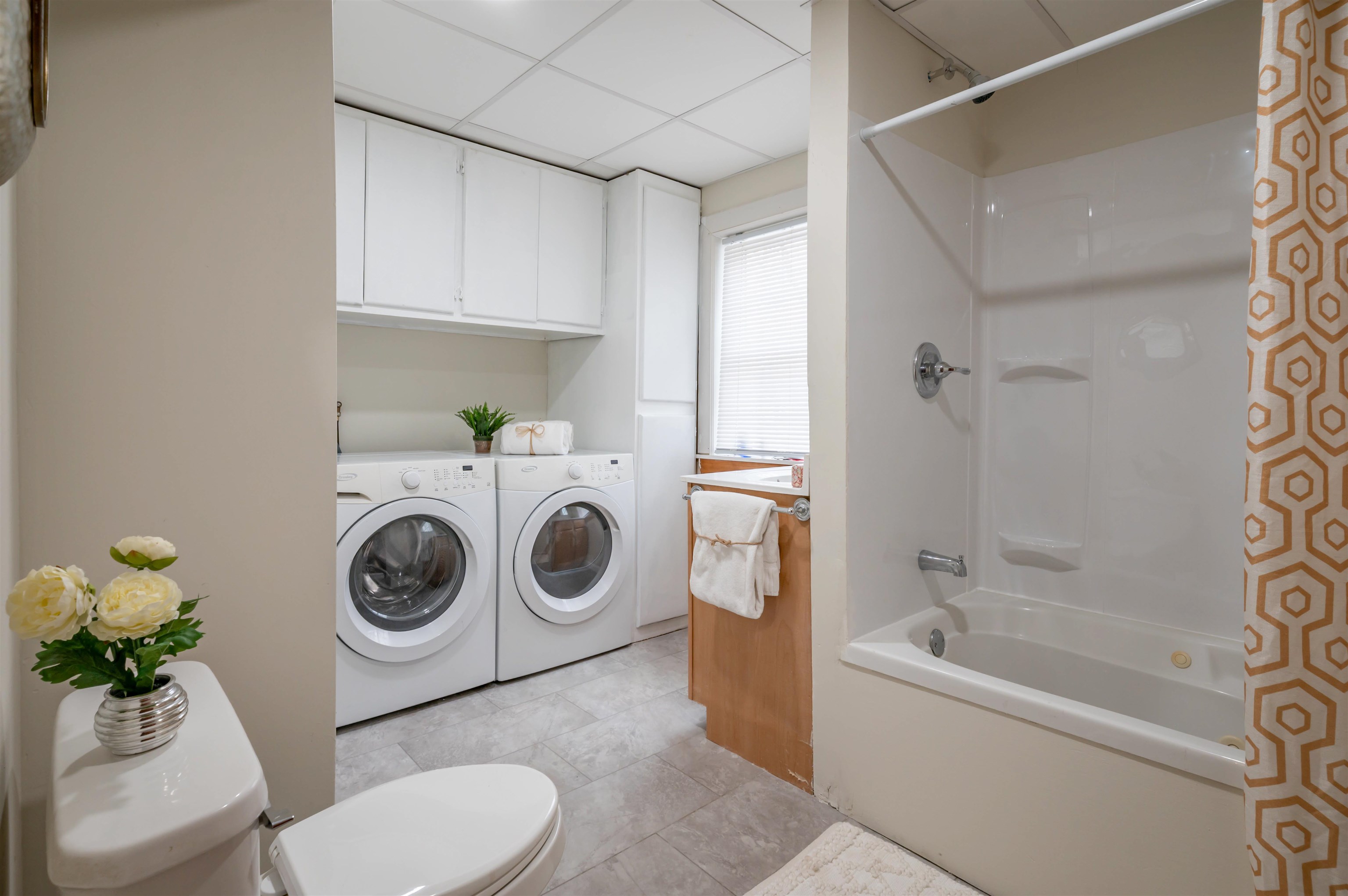 459 Central Street Manchester, NH 03103 - Photo 13 of 26