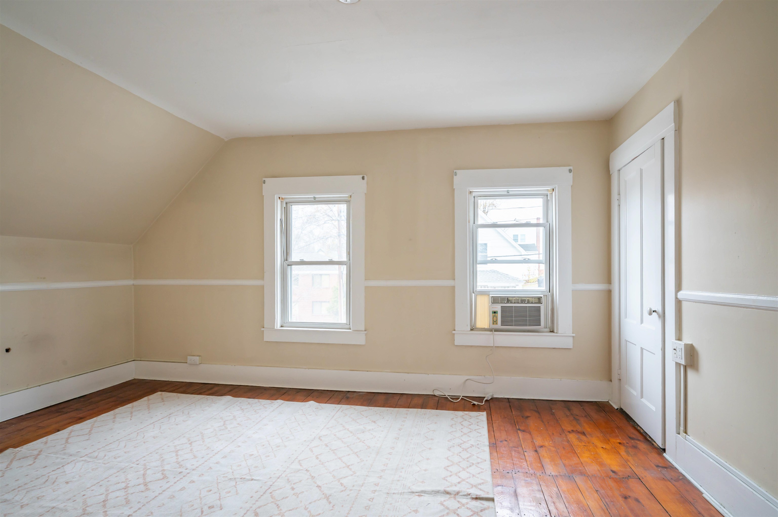 459 Central Street Manchester, NH 03103 - Photo 17 of 26