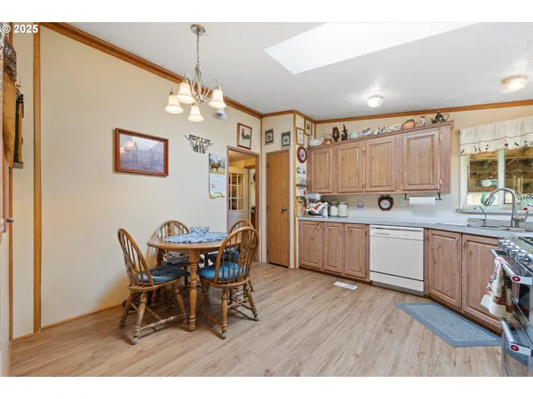 $625,000 | 32402 Shoop Lane, Hermiston, OR 97838