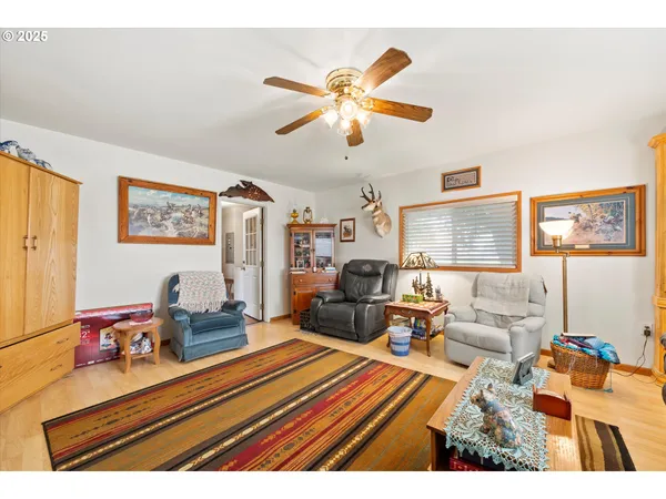 $625,000 | 32402 Shoop Lane, Hermiston, OR 97838