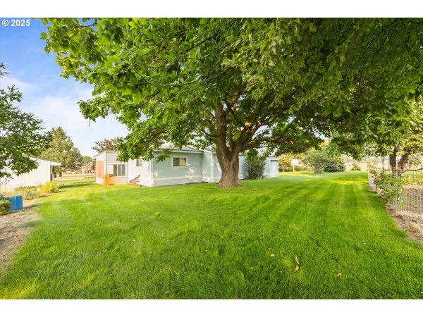 $625,000 | 32402 Shoop Lane, Hermiston, OR 97838