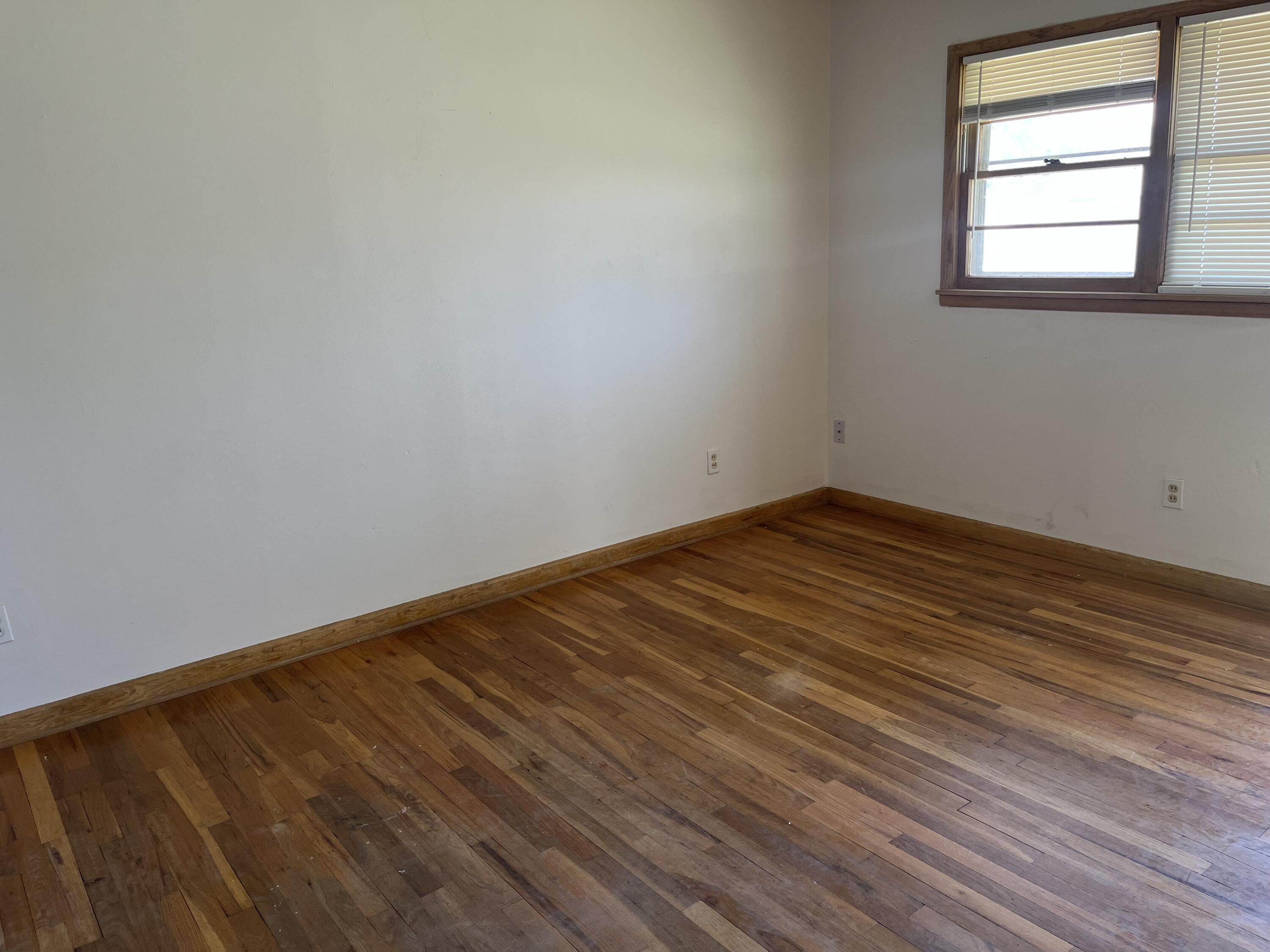 2519 40th Street Lubbock, TX 79413 - Photo 6 of 17 IMG_7695