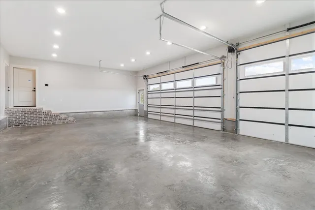a view of an empty garage