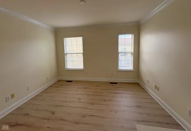 $2,100 | 949 Junction Place, Indianapolis, IN 46220