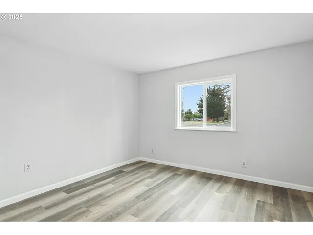 $205,000 | 301 East Court Street, Condon, OR 97823