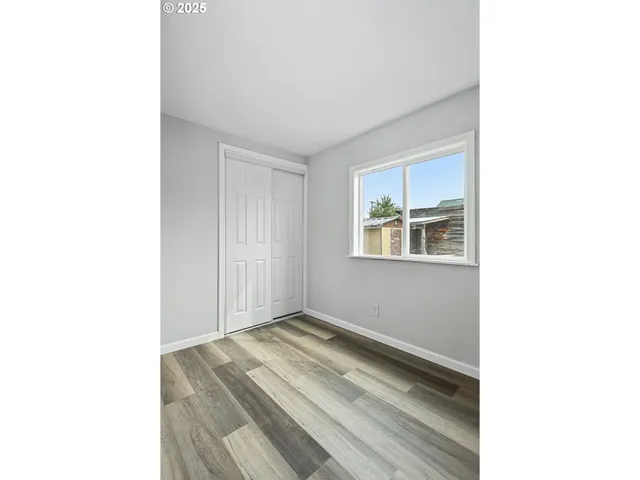 $205,000 | 301 East Court Street, Condon, OR 97823