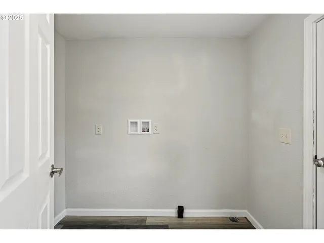 $205,000 | 301 East Court Street, Condon, OR 97823