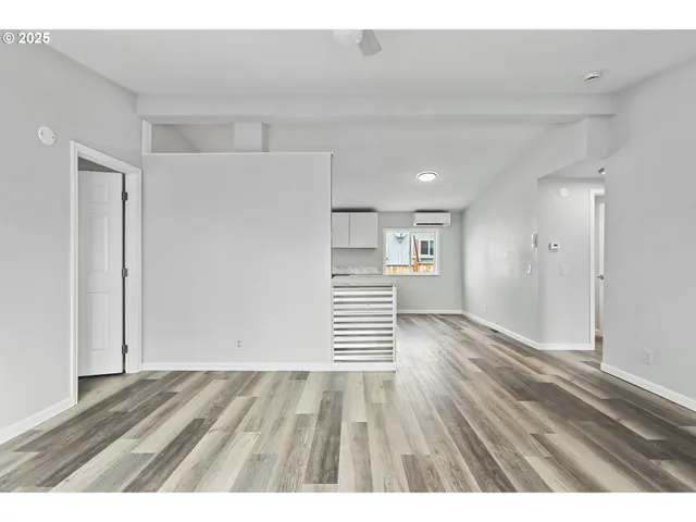 $205,000 | 301 East Court Street, Condon, OR 97823