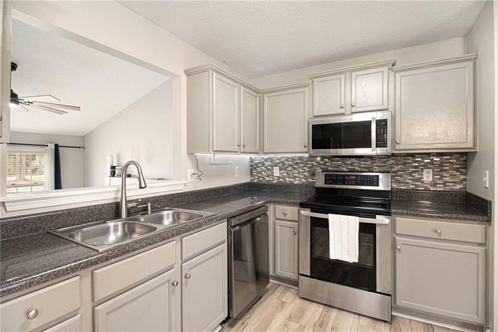 56 Pleasant Forest Court Temple, GA 30179 - Photo 12 of 33