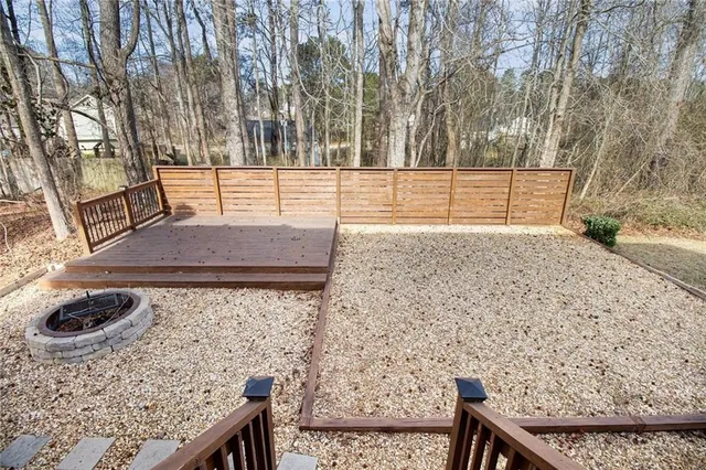 a view of a back yard of the house