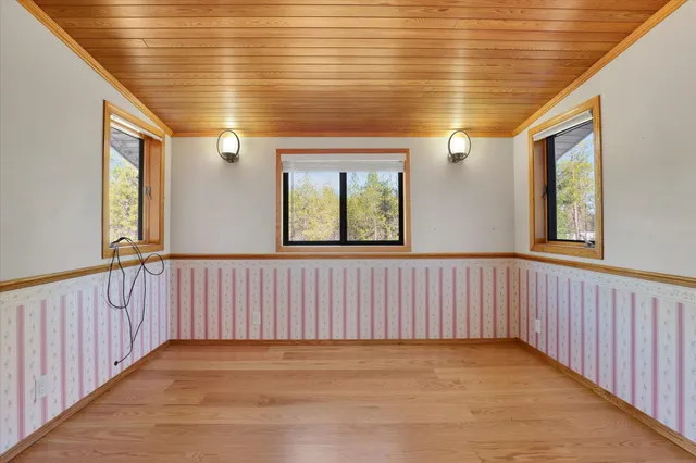 $575,000 | 4221 East Bailey Road, Chattaroy, WA 99003