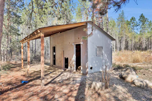 $575,000 | 4221 East Bailey Road, Chattaroy, WA 99003