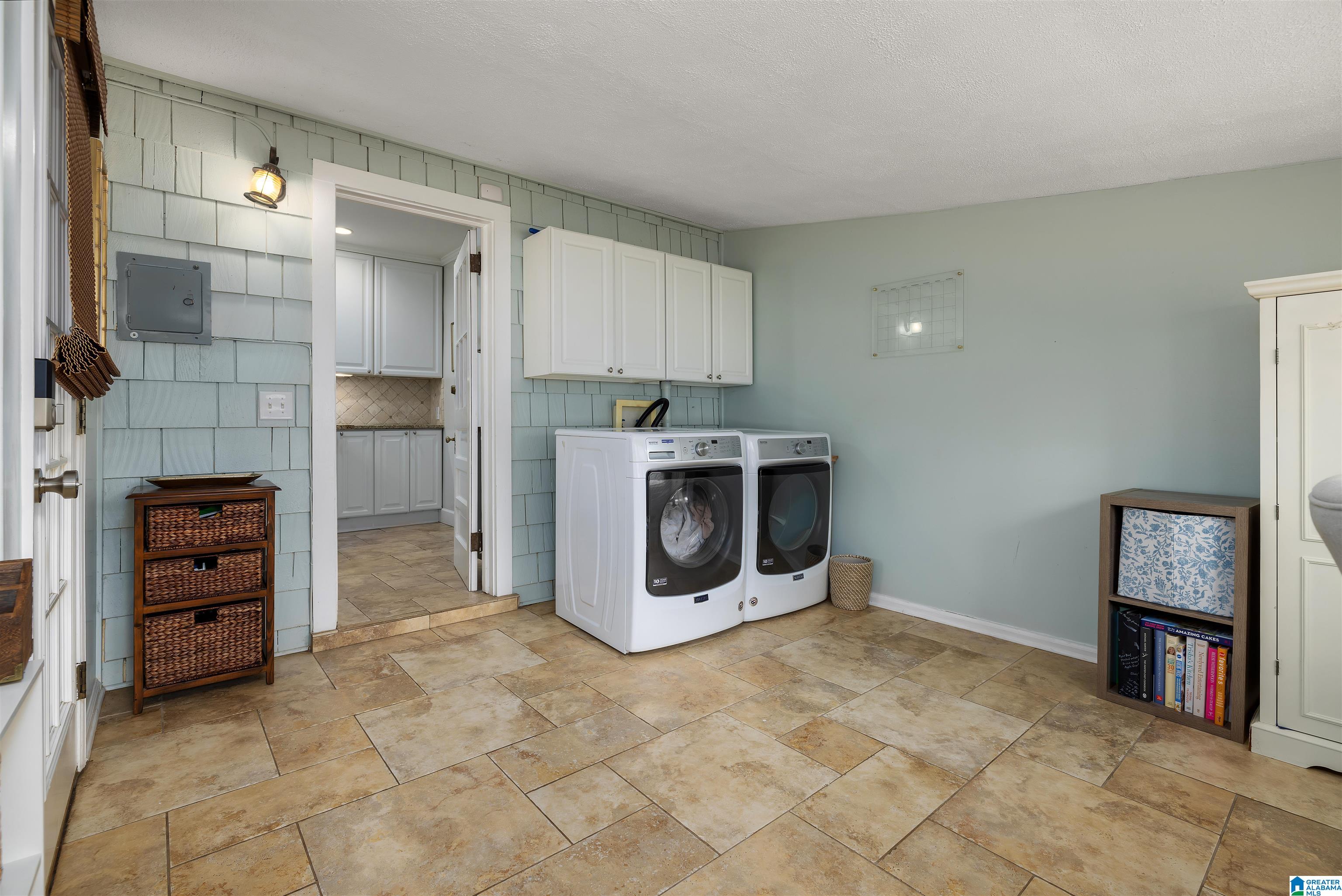 813 Columbiana Road Birmingham, AL 35209 - Photo 23 of 45