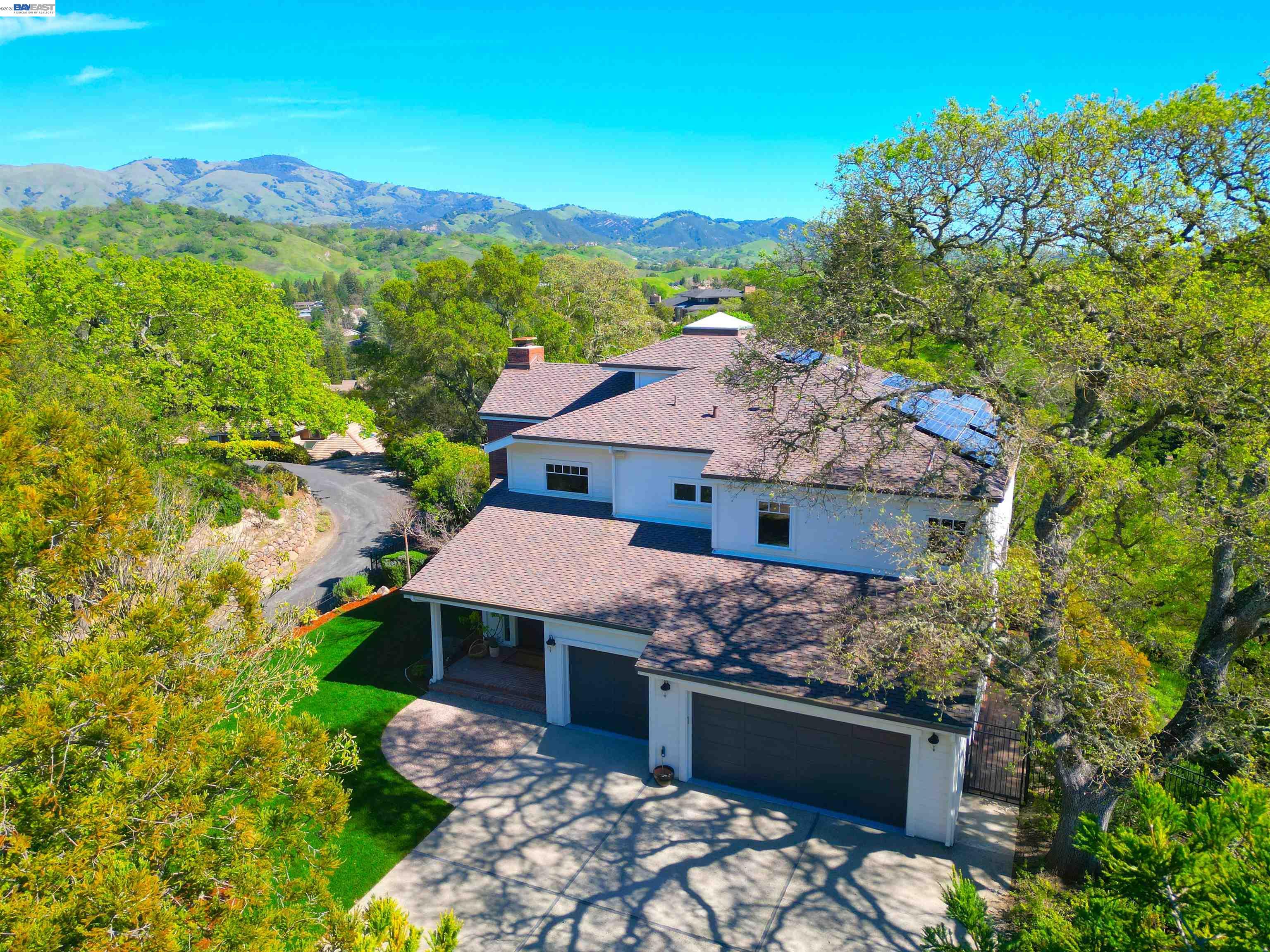 16 Ardendale Court Alamo, CA 94507 - Photo 3 of 58