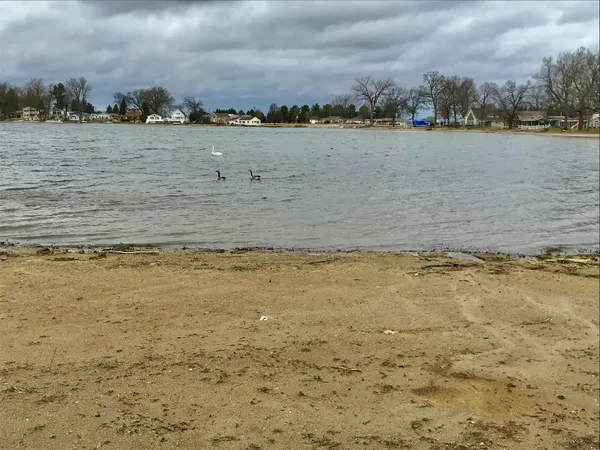 $249,000 | East Lake Drive, White Pigeon, MI 49099