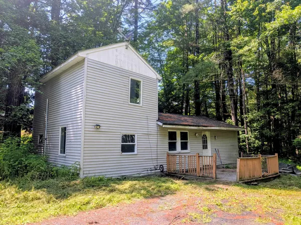 $165,000 | 318 Sparling Hill Road, Claremont, NH 03743