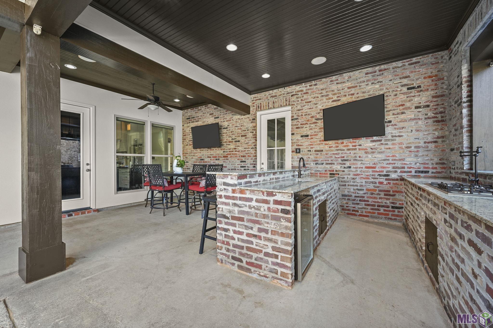 9539 Riviera Court Denham Springs, LA 70726 - Photo 32 of 51 Gallery Image 32