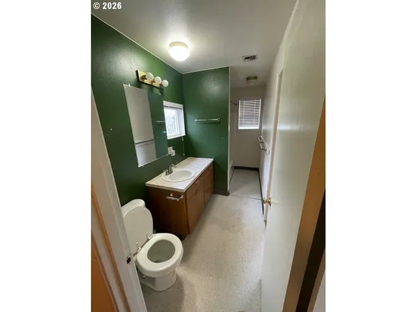 $995,000 | 315 East Jewett Boulevard, White Salmon, WA 98672