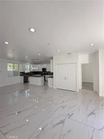 $3,500 | 2199 Whitman Way, Unit 2, Corona, CA 92878