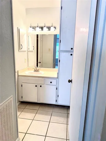 $1,490 | 2240 Tarpley Road, Unit 31, Carrollton, TX 75006