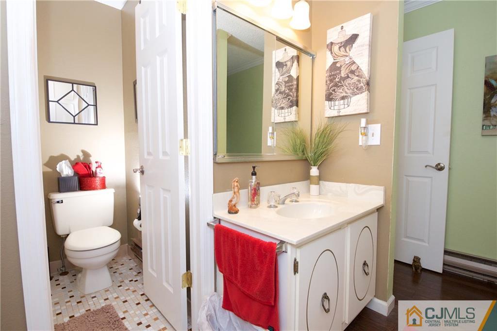 744 B Pompton Road Monroe Township, NJ 08831 - Photo 17 of 19 Gallery Image 17