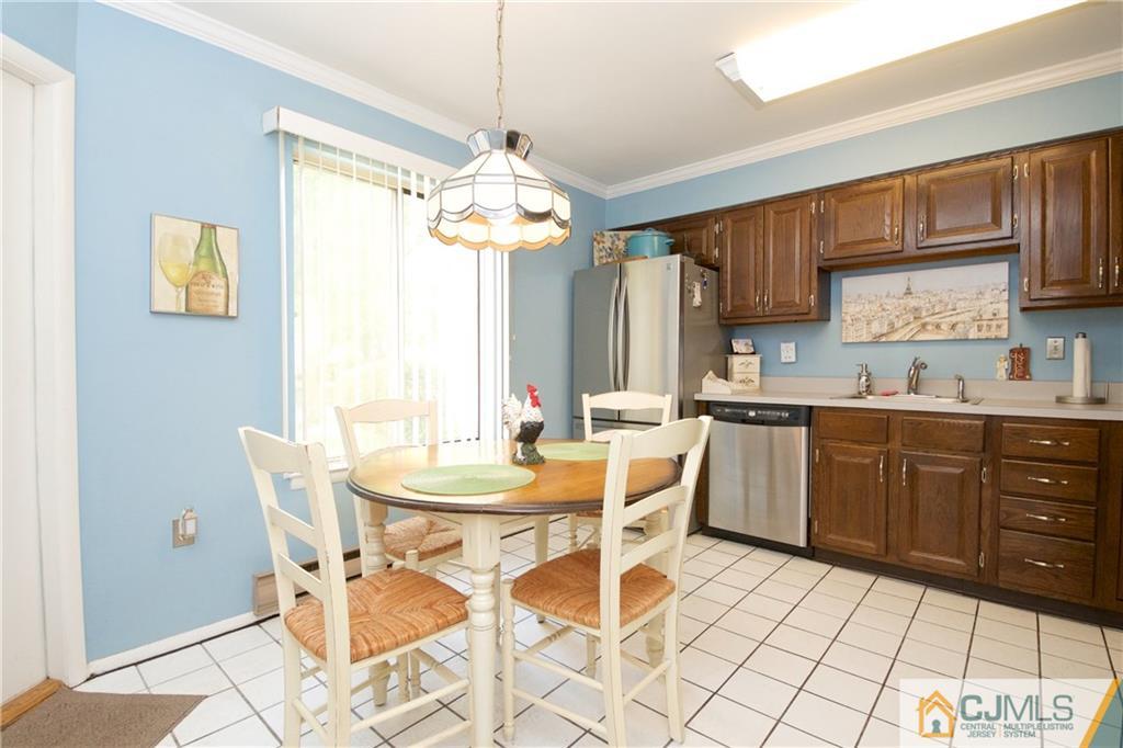 744 B Pompton Road Monroe Township, NJ 08831 - Photo 8 of 19 Gallery Image 8