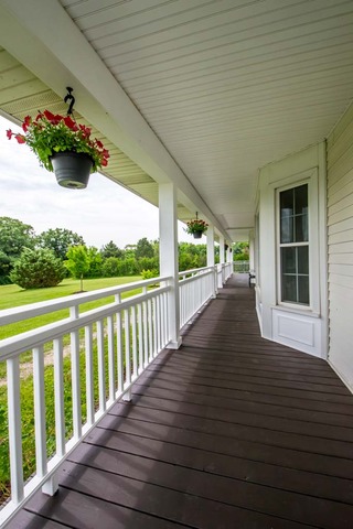 12N330 Switzer Road Elgin, IL 60124 - Photo 5 of 25 a view of balcony and yard