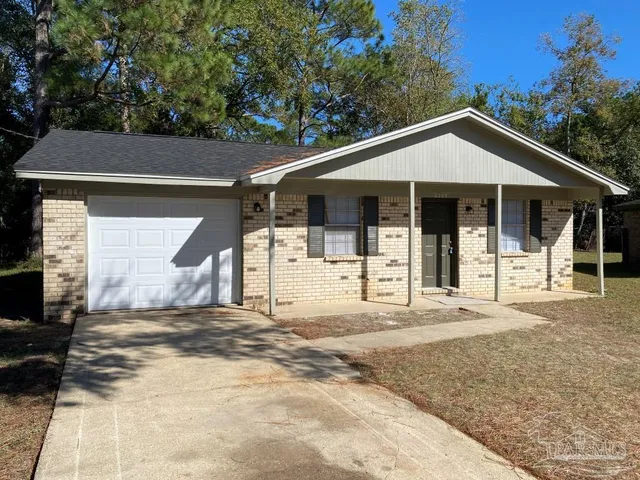 $1,400 | 8225 Impala Court, Pensacola, FL 32506
