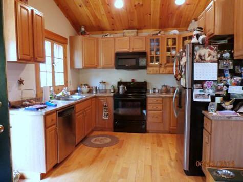212 Town House Road Augusta, ME 04330 - Photo 4 of 19 Kitchen.