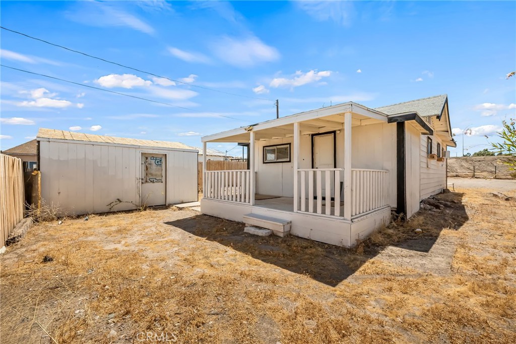 441 F Street Needles, CA 92363 - Photo 23 of 49