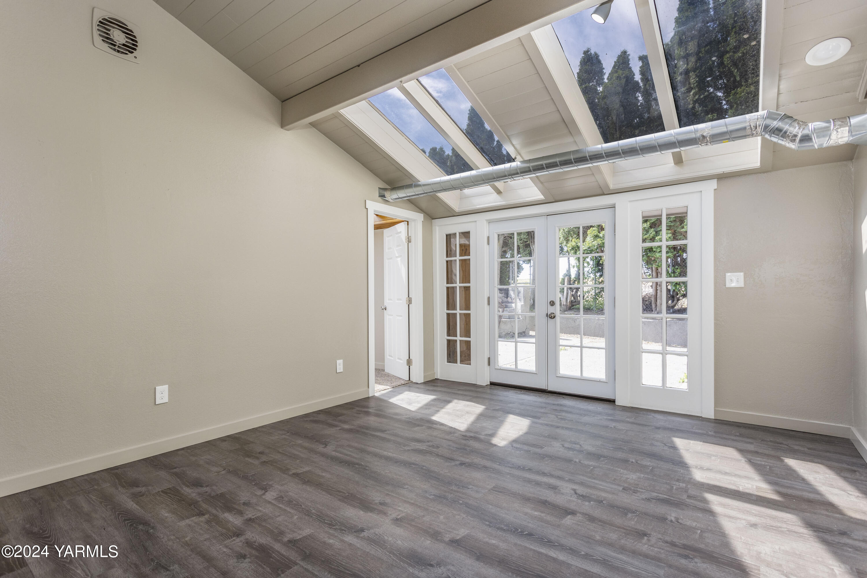 2750 Forsell Road Grandview, WA 98930 - Photo 7 of 46 2750 Forsell Rd 5.24.24 18
