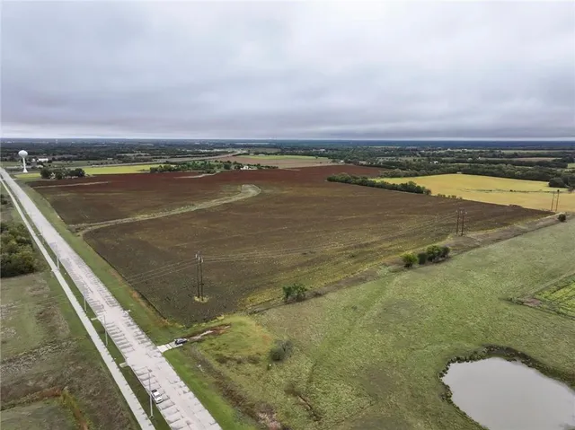 $3,350,000 | 2960 Labette Road, Ottawa, KS 66067