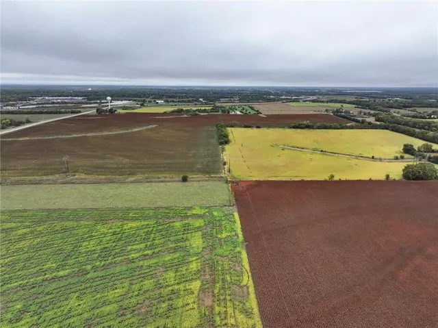 $3,350,000 | 2960 Labette Road, Ottawa, KS 66067