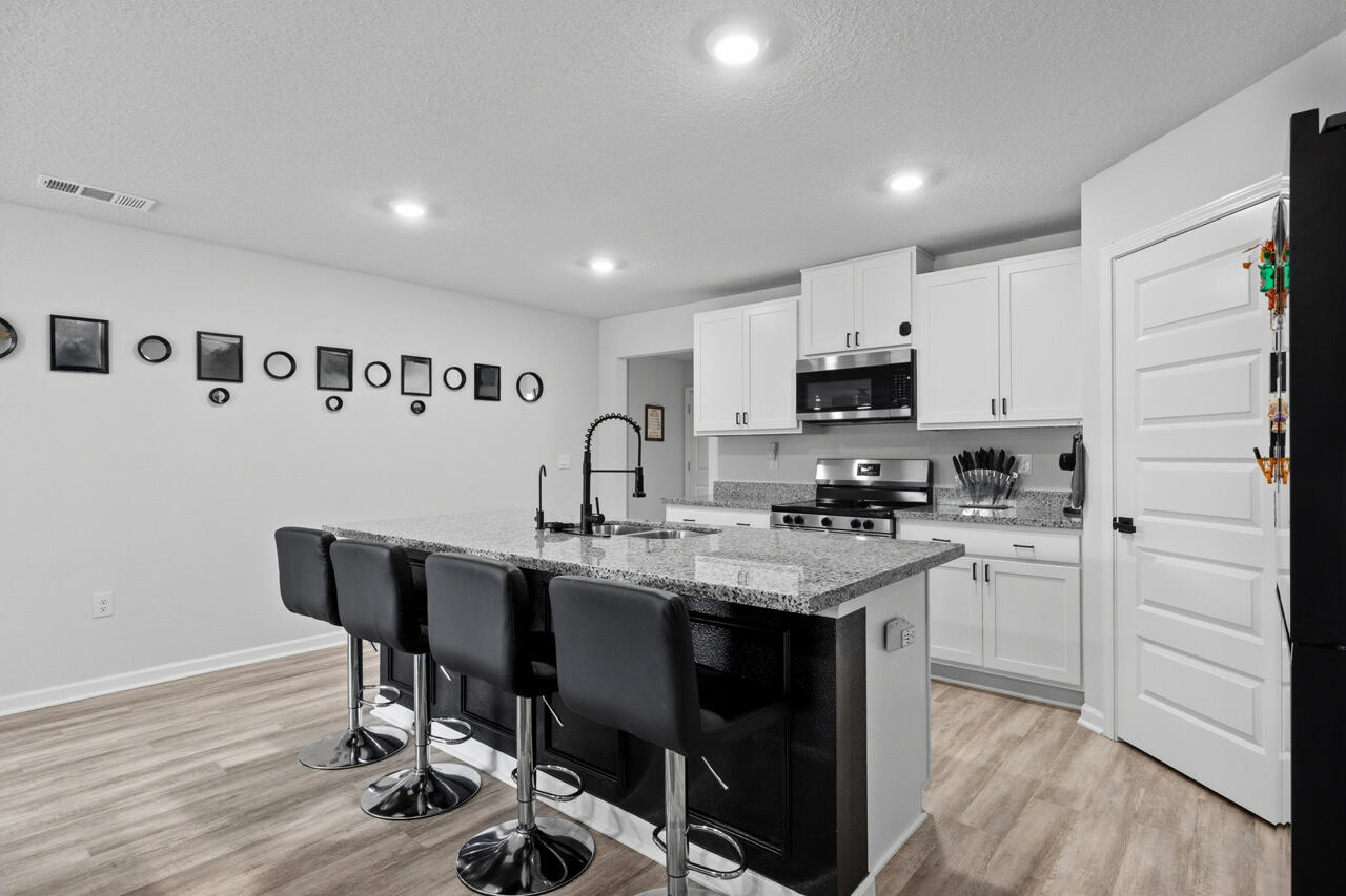 3411 Phoenix Court Crestview, FL 32539 - Photo 13 of 47 12-12